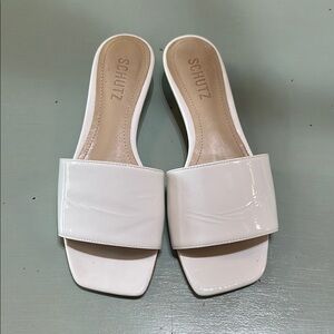 SCHUTZ White Mule Slides with Square Toe and Sleek Design